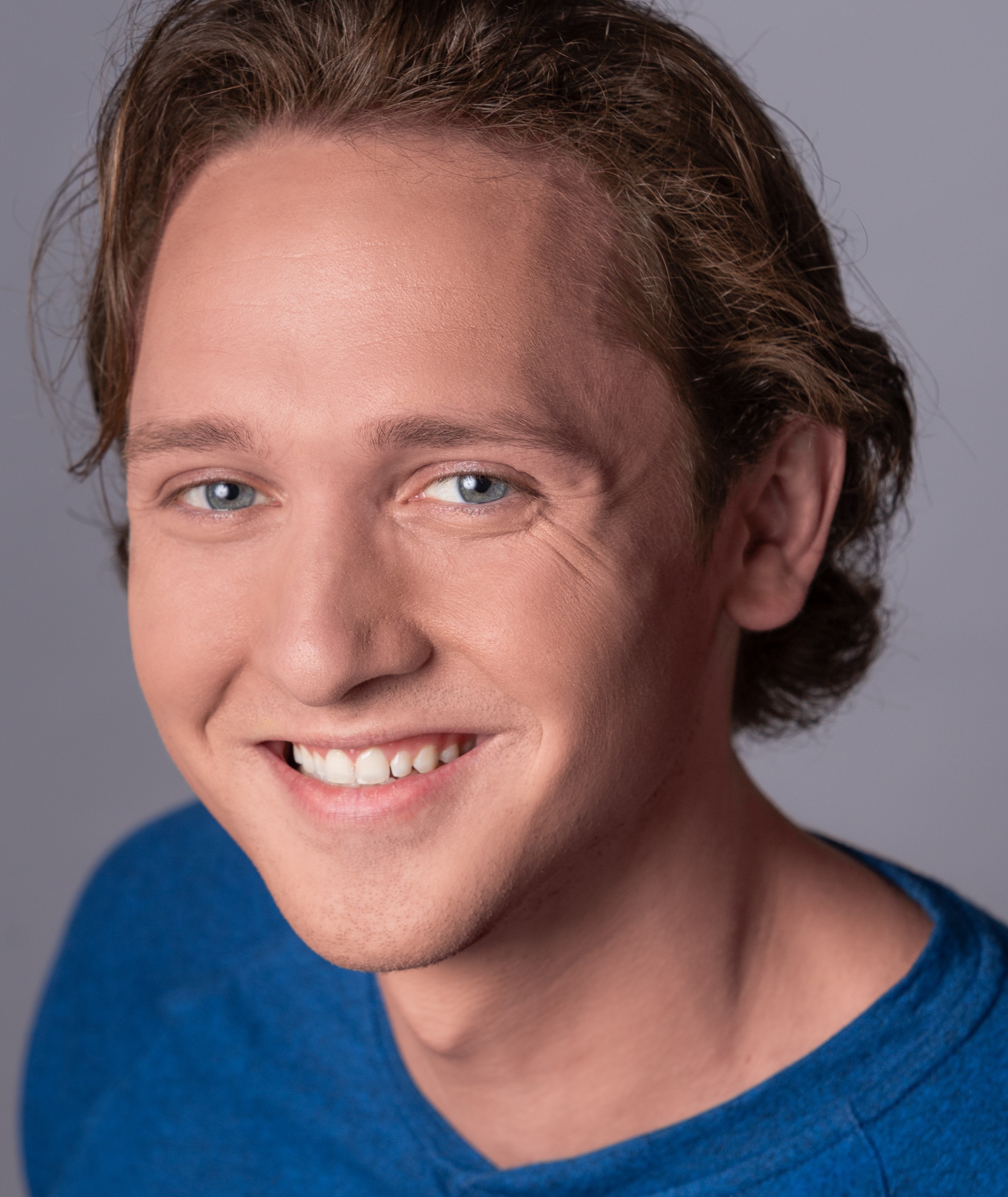 Portrait photo of Dillon Hanson