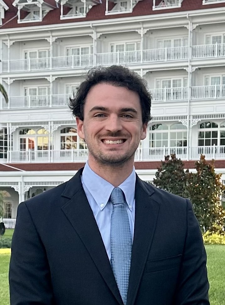 Portrait photo of Josh Derbabian